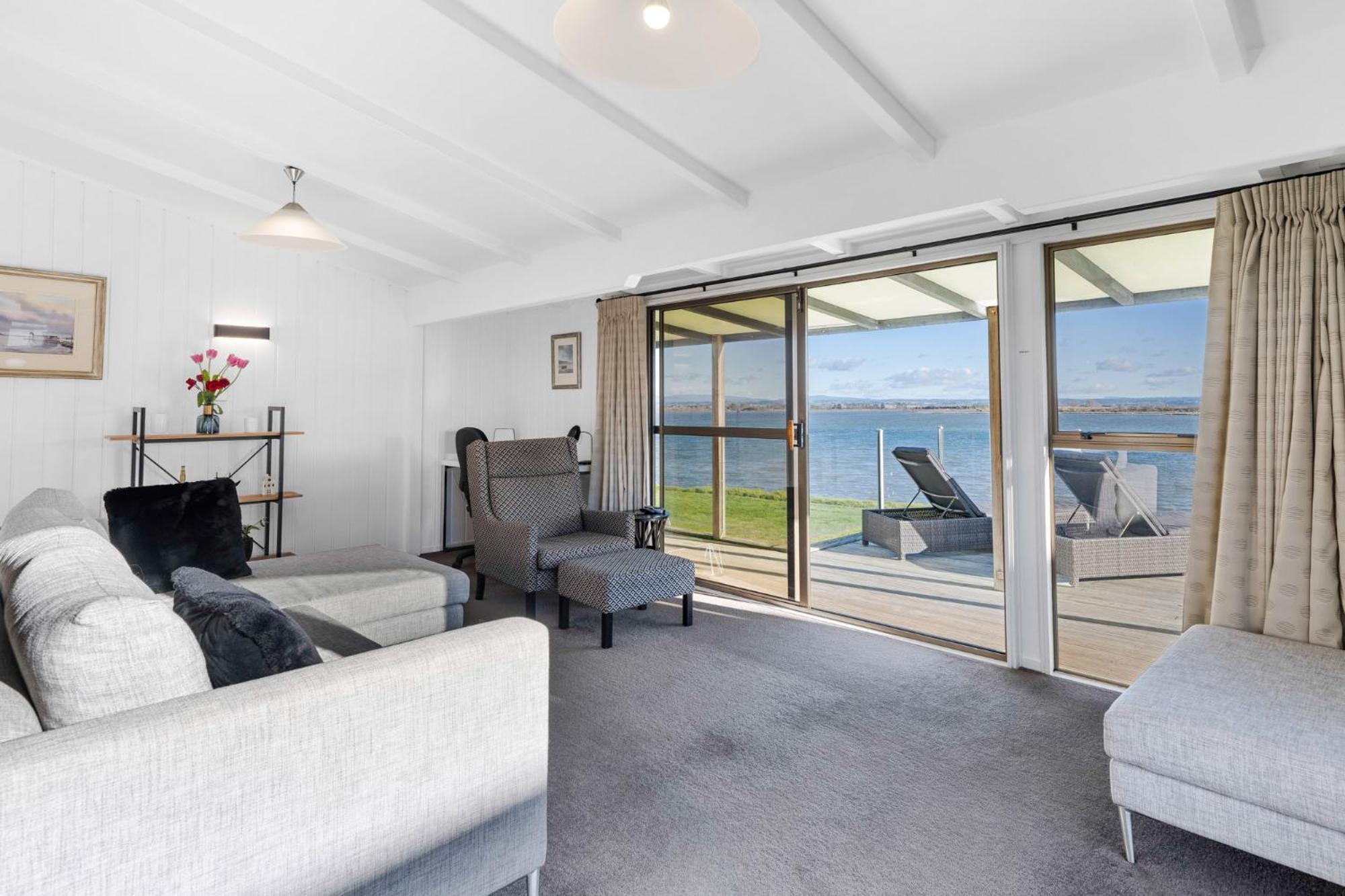 Pukehina Estuary Sunset Views Holiday Home מראה חיצוני תמונה