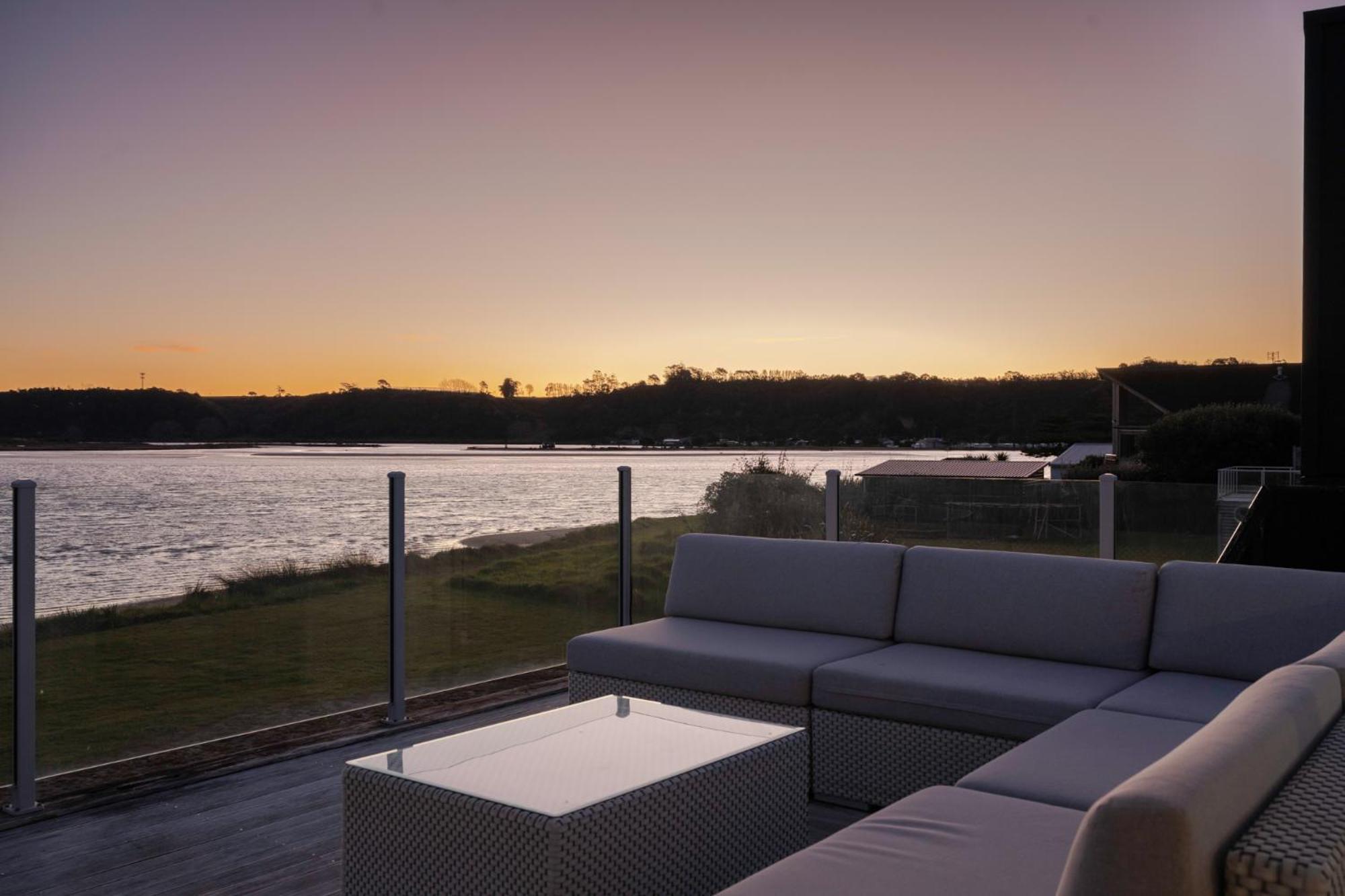 Pukehina Estuary Sunset Views Holiday Home מראה חיצוני תמונה