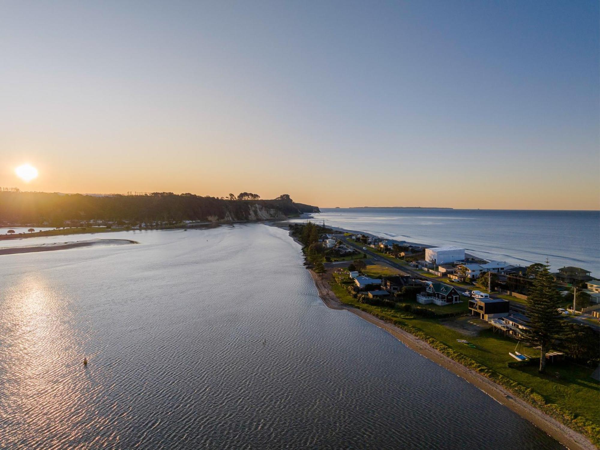 Pukehina Estuary Sunset Views Holiday Home מראה חיצוני תמונה