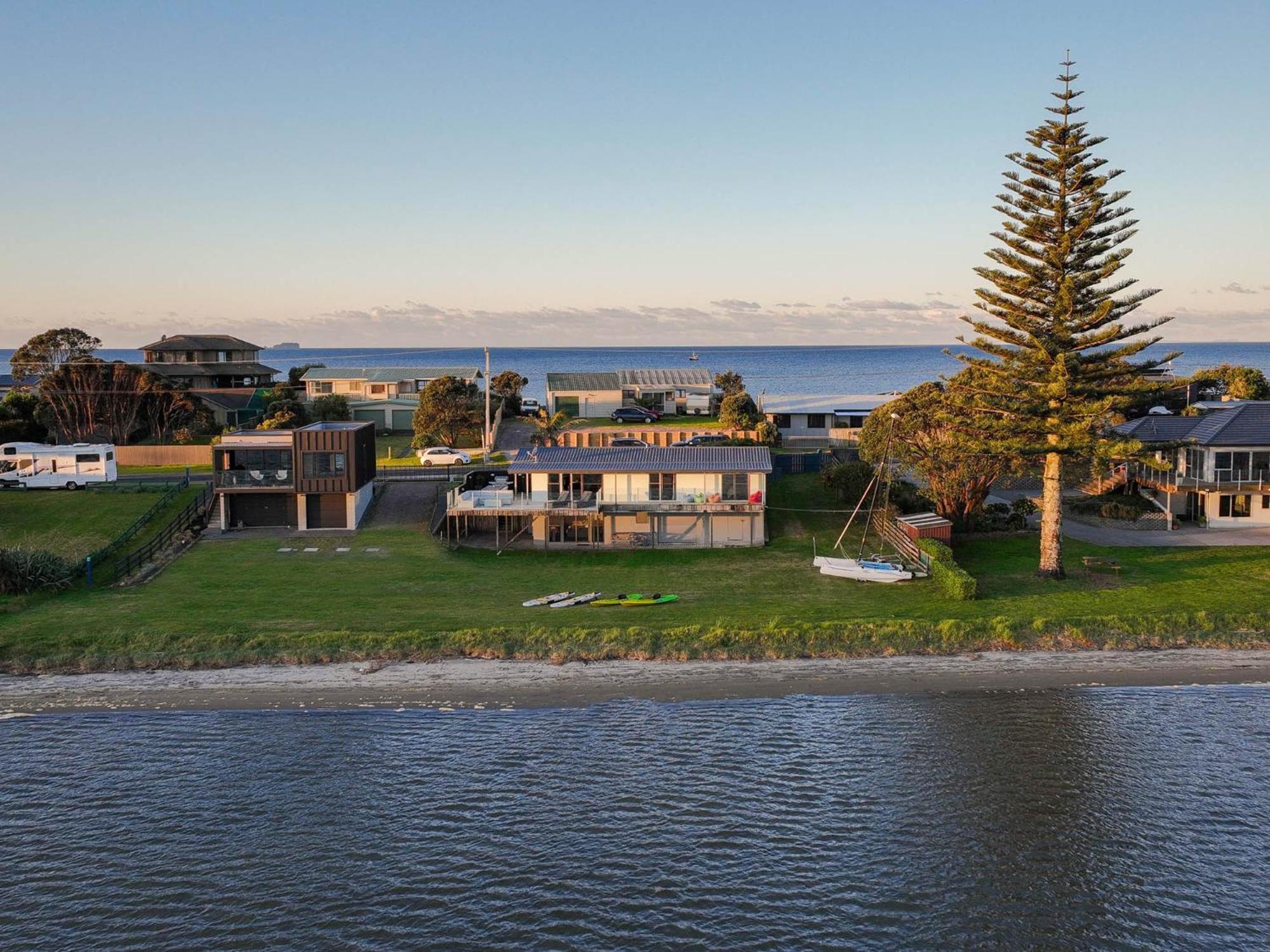 Pukehina Estuary Sunset Views Holiday Home מראה חיצוני תמונה